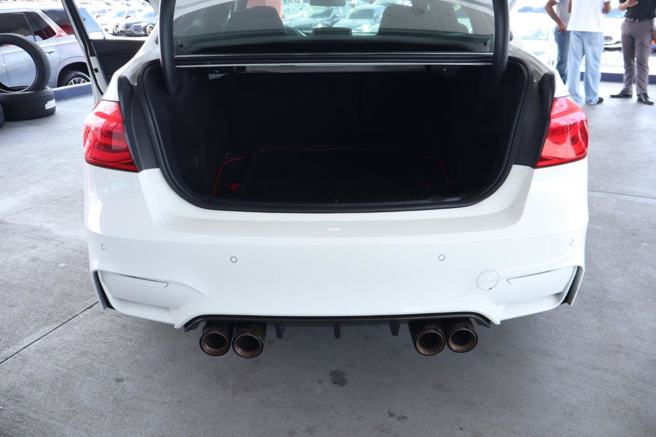 Used 2016 BMW M3 RWD image 42