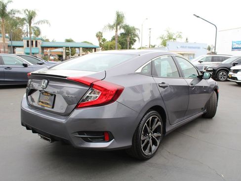 Used 2021 Honda Civic Sport image 5