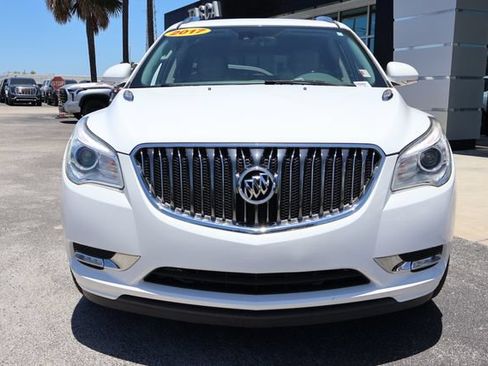 Used 2017 Buick Enclave Premium w/ Experience Buick Package FWD image 3
