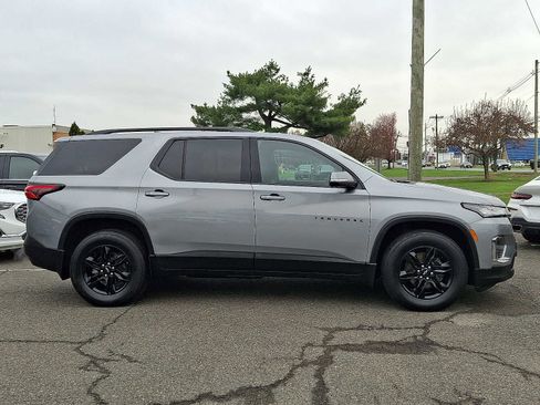 Used 2023 Chevrolet Traverse LT w/ Midnight/Sport Edition image 8