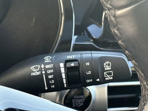 Used 2023 Kia Seltos EX image 25