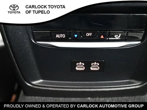 Used 2021 BMW 330i Sedan w/ Convenience Package image 34