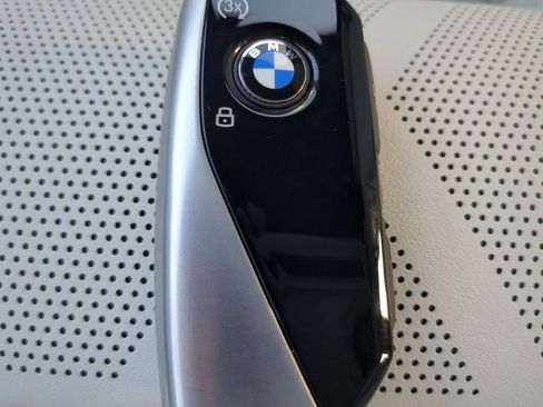 New 2026 BMW 760i xDrive w/ Premium Package image 30