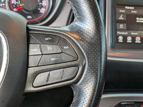 Used 2022 Dodge Challenger SXT w/ Blacktop Package image 10