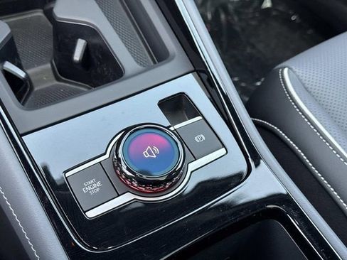 New 2026 Volkswagen Tiguan SEL R-Line AWD/4WD image 24
