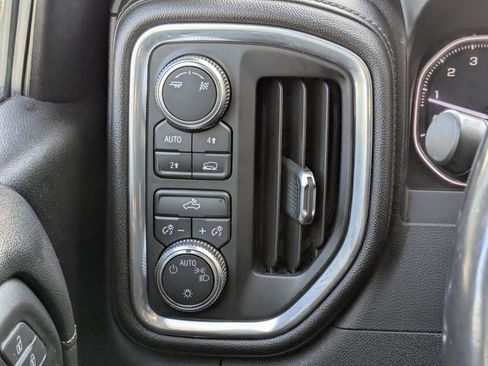 Used 2019 GMC Sierra 1500 SLE w/ SLE Value Package image 18