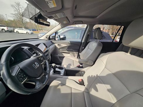 Used 2019 Honda Pilot EX-L image 11