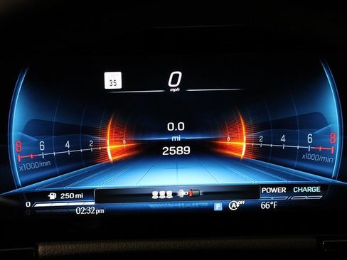 Certified 2025 Mercedes-Benz GLA 35 AMG 4MATIC image 17