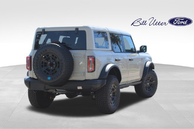 New 2026 Ford Bronco Badlands AWD/4WD image 3