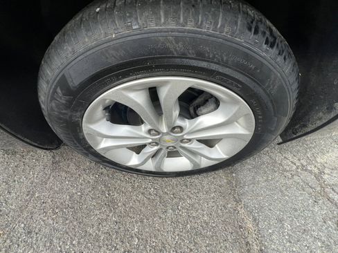 Used 2019 Chevrolet Cruze LT image 29