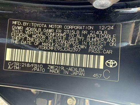 Used 2025 Toyota Corolla LE image 19