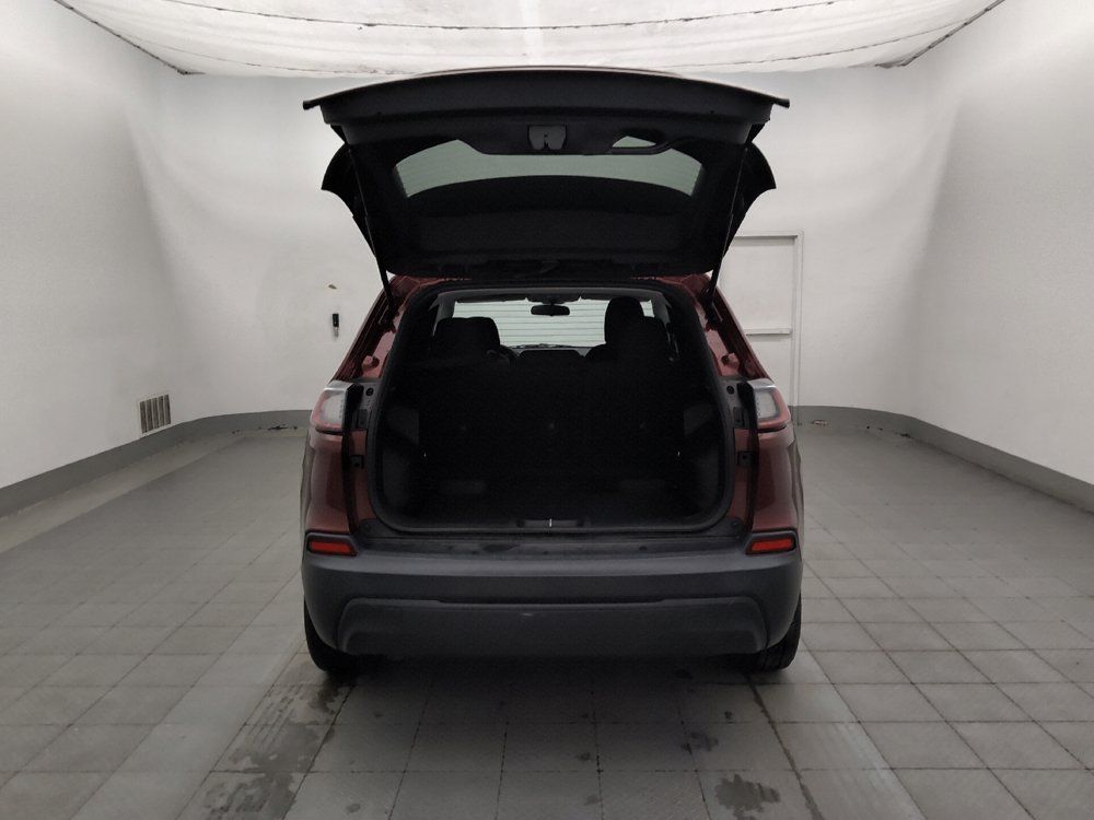 Used 2020 Jeep Cherokee Latitude FWD image 29