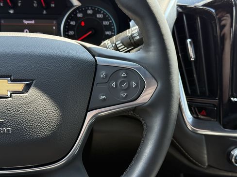 Used 2023 Chevrolet Traverse LT AWD/4WD image 19
