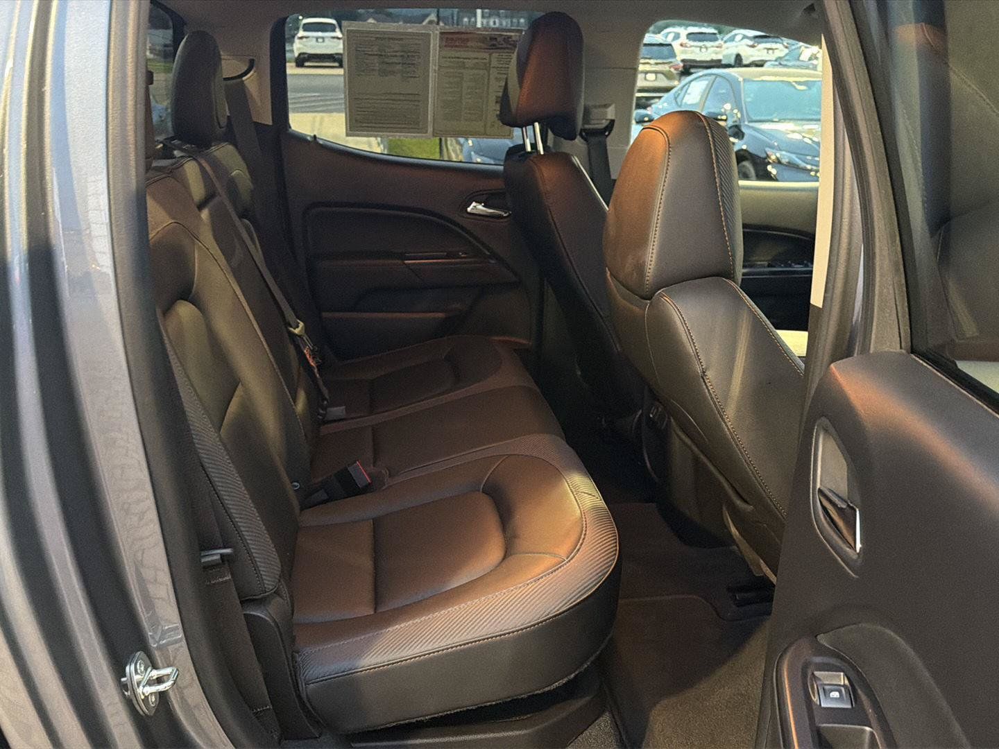 Used 2021 GMC Canyon AT4 w/ Driver Alert Package AWD/4WD image 12