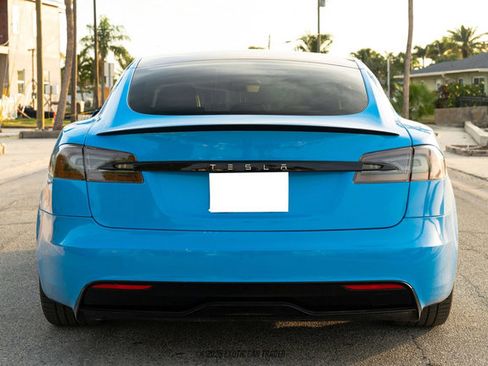 Used 2022 Tesla Model S Plaid image 7