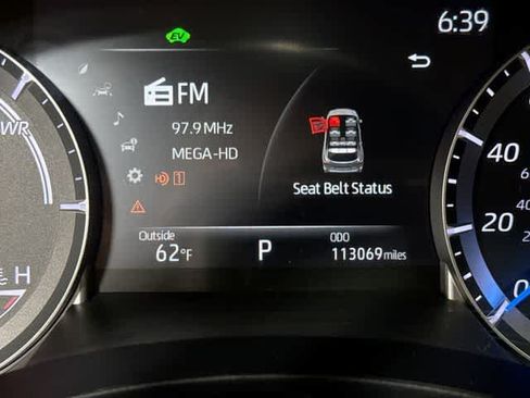 Used 2023 Toyota Highlander XLE AWD/4WD image 20