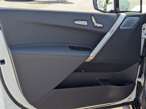 Used 2024 BMW iX M60 image 14