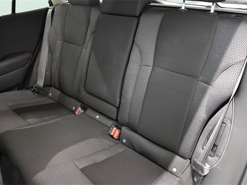 Used 2022 Subaru Outback Premium image 6