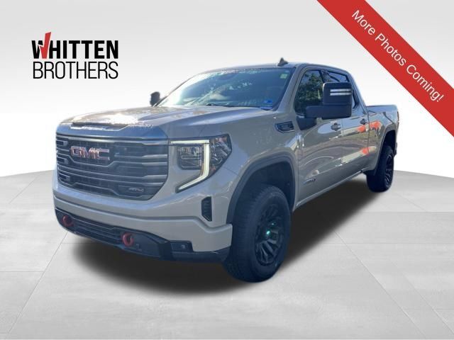 Used 2022 GMC Sierra 1500 AT4 w/ AT4 Preferred Package AWD/4WD image 1
