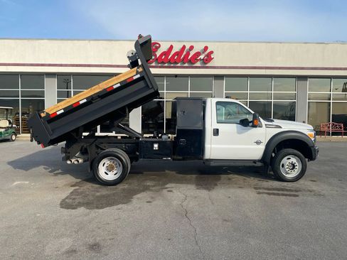 Used 2014 Ford F550 4x4 Regular Cab Super Duty image 26