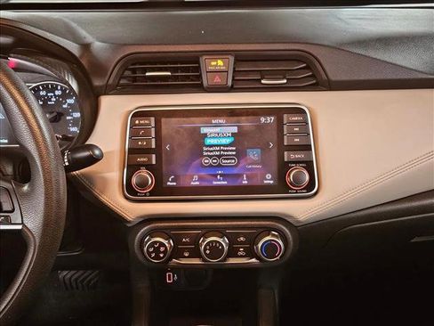 Used 2020 Nissan Versa SV w/ Trunk Package image 13