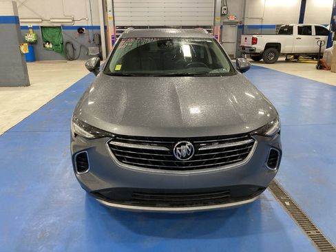 Used 2022 Buick Envision Essence w/ Technology Package I image 2