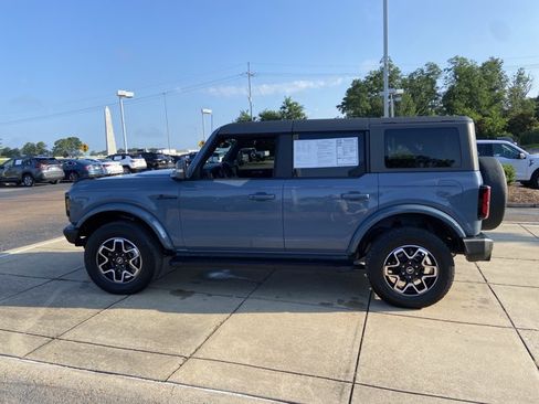 Used 2024 Ford Bronco Outer Banks AWD/4WD image 7