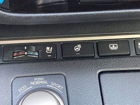 Used 2014 Lexus ES 350 w/ Luxury Package image 16