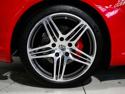 Used 2012 Porsche 911 Carrera S image 47