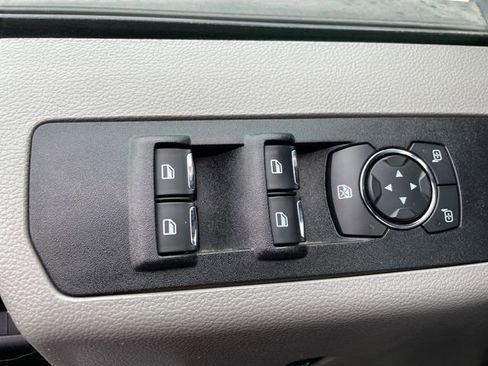 Used 2021 Ford F350 XLT image 16