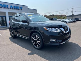 Used 2020 Nissan Rogue SL w/ Premium Package image 1