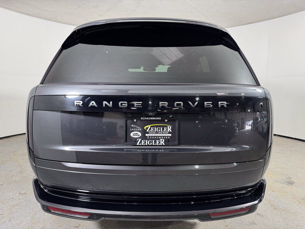 Used 2024 Land Rover Range Rover Autobiography AWD/4WD image 7