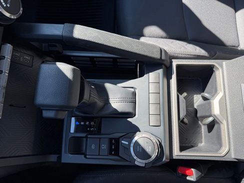 Used 2025 Toyota Tacoma SR5 image 14