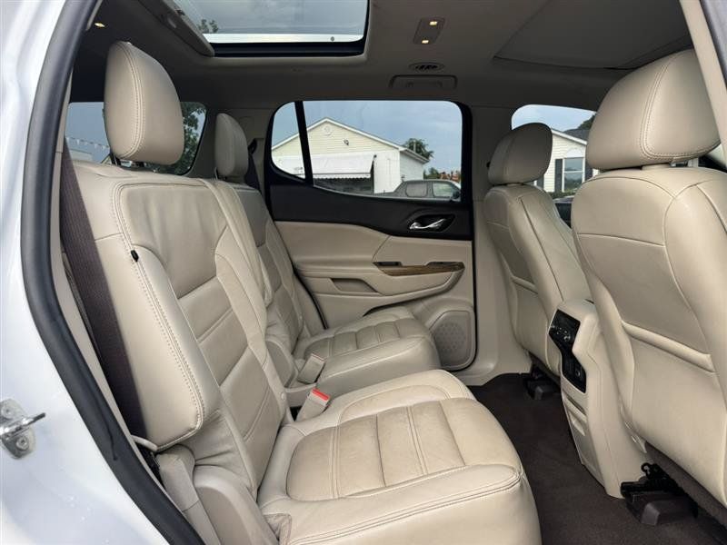 Used 2019 GMC Acadia Denali AWD/4WD image 11