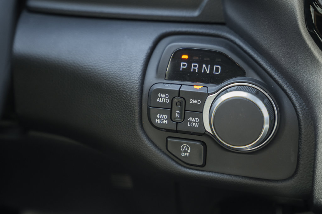 Used 2025 RAM 1500 Big Horn AWD/4WD image 30