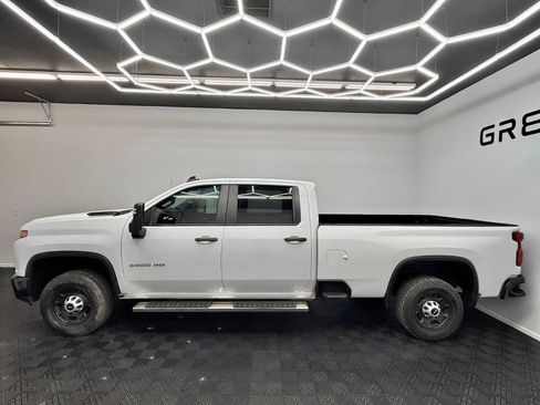 Used 2022 Chevrolet Silverado 2500 W/T w/ WT Fleet Convenience Package image 4