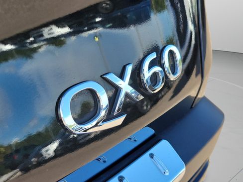 Certified 2025 INFINITI QX60 Autograph w/ Cargo Package AWD/4WD image 8