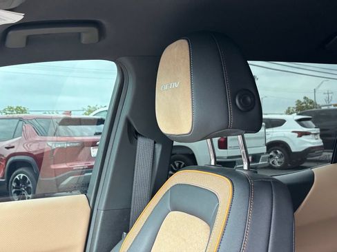 Certified 2026 Chevrolet Equinox ACTIV w/ Convenience Package III FWD image 15
