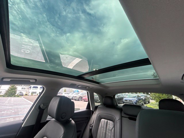Used 2019 Audi Q5 2.0T Premium w/ Convenience Package AWD/4WD image 14