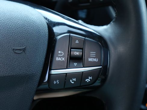 Used 2022 Ford Escape SEL w/ Technology Package FWD image 16