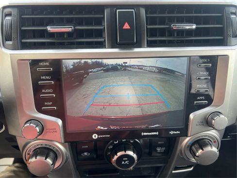 Used 2020 Toyota 4Runner SR5 Premium AWD/4WD image 30