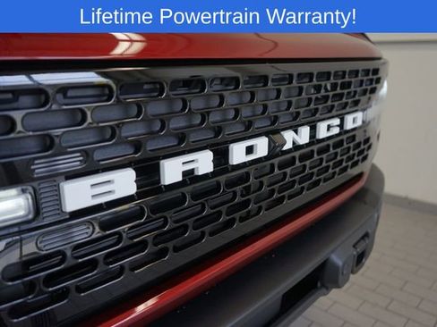 New 2025 Ford Bronco Badlands image 18