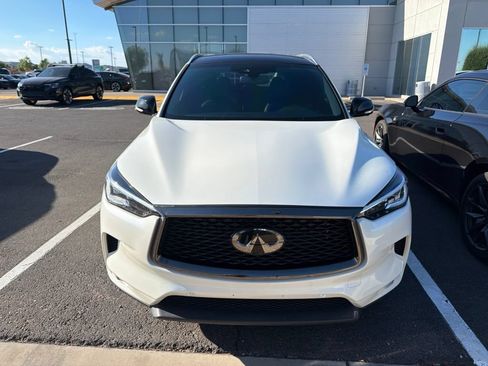 Used 2020 INFINITI QX50 Essential w/ Edition 30 Package AWD/4WD image 2