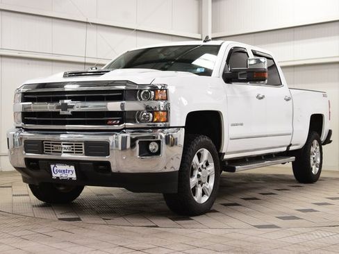 Used 2018 Chevrolet Silverado 2500 LTZ w/ Duramax Plus Package image 3