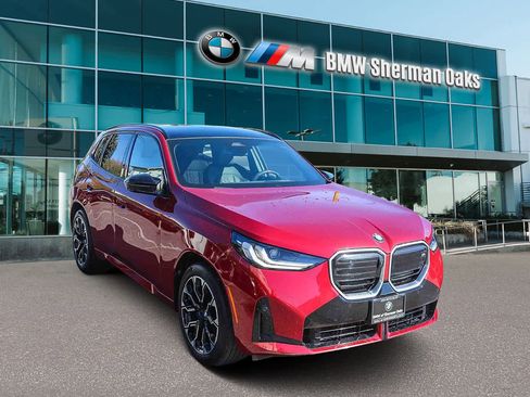 Used 2025 BMW X3 M50 image 3