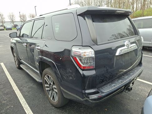 Used 2022 Toyota 4Runner Limited image 3