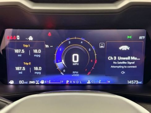 Certified 2025 Chevrolet Colorado Trail Boss AWD/4WD image 12