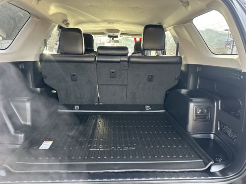 Used 2017 Toyota 4Runner TRD Off-Road image 7