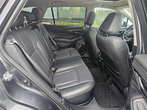 Used 2023 Subaru Outback Limited image 13