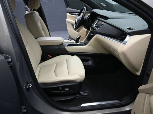 Used 2019 Cadillac XT5 AWD image 31